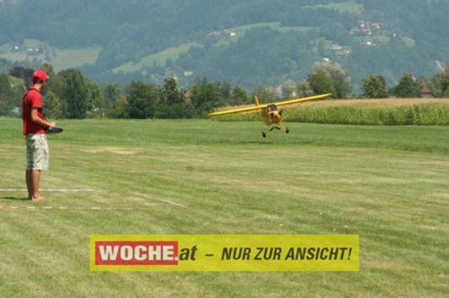 Die WOCHE besuchte die Modellflugshow 2009 in St. Marein.