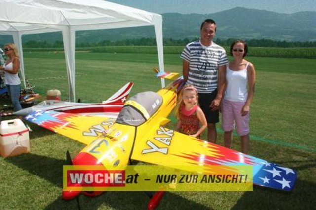 Die WOCHE besuchte die Modellflugshow 2009 in St. Marein.