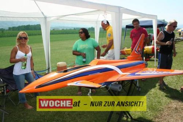 Die WOCHE besuchte die Modellflugshow 2009 in St. Marein.