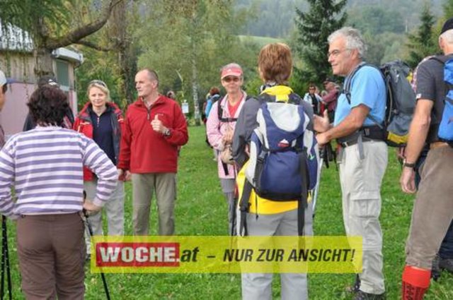 Anlässlich vom Herbst Aktivtag am Faakersee, gab es den letzten WOCHE-Wandertag der Saison. Gewandert wurde ab der Burgruine Finkenstein. Hunderte Teilnehmer nahmen daran teil!