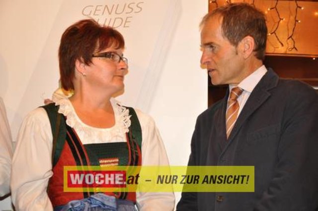 Im Casino Velden wurden die besten Kärntner Genuss Läden von den Genuss-Guide-Herausgebern Willy Lehmann und Fritz Stifsohn sowie Landesrat Josef Martinz ausgezeichnet.