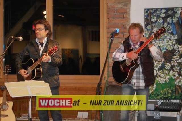 Live-Konzert mit KARPF & POLAINER für "Licht ins Dunkel" im SCHAUSTALL von Harald Scheicher in Völkermarkt.