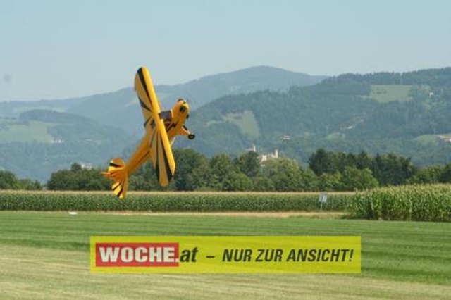 Die WOCHE besuchte die Modellflugshow 2009 in St. Marein.