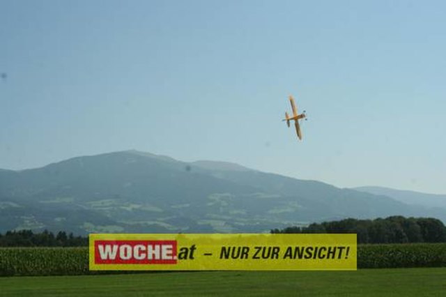 Die WOCHE besuchte die Modellflugshow 2009 in St. Marein.