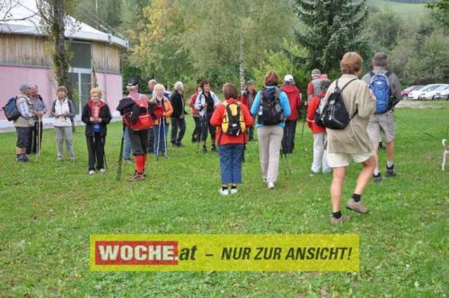 Anlässlich vom Herbst Aktivtag am Faakersee, gab es den letzten WOCHE-Wandertag der Saison. Gewandert wurde ab der Burgruine Finkenstein. Hunderte Teilnehmer nahmen daran teil!