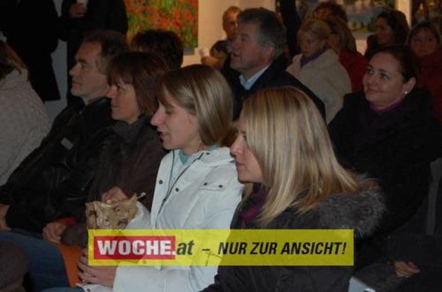 Live-Konzert mit KARPF & POLAINER für "Licht ins Dunkel" im SCHAUSTALL von Harald Scheicher in Völkermarkt.