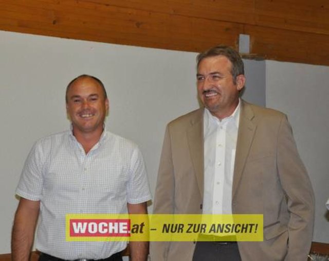 An die 500 Triathleten mußten 500 Meter schwimmen, 32 Kilometer radfahren und 6,7 Kilometer laufen.
