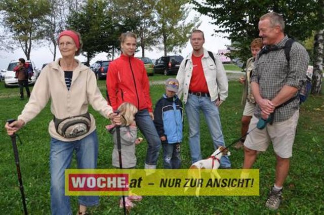 Anlässlich vom Herbst Aktivtag am Faakersee, gab es den letzten WOCHE-Wandertag der Saison. Gewandert wurde ab der Burgruine Finkenstein. Hunderte Teilnehmer nahmen daran teil!