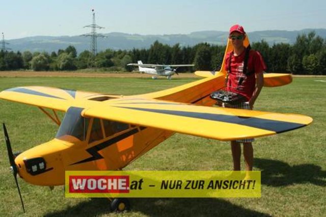 Die WOCHE besuchte die Modellflugshow 2009 in St. Marein.