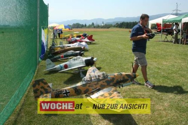 Die WOCHE besuchte die Modellflugshow 2009 in St. Marein.