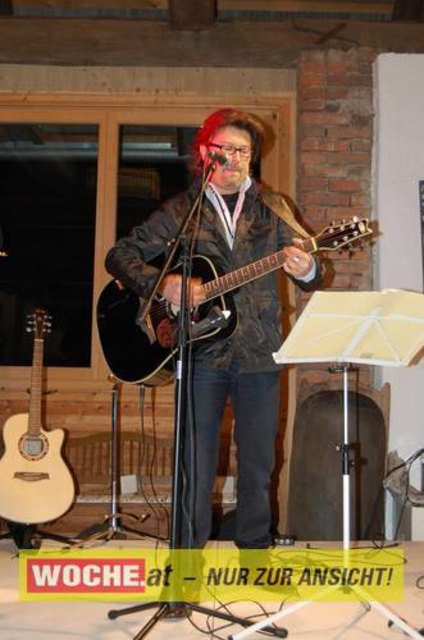 Live-Konzert mit KARPF & POLAINER für "Licht ins Dunkel" im SCHAUSTALL von Harald Scheicher in Völkermarkt.