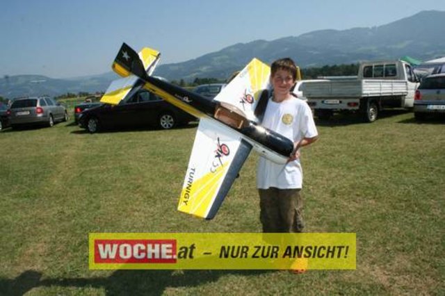 Die WOCHE besuchte die Modellflugshow 2009 in St. Marein.