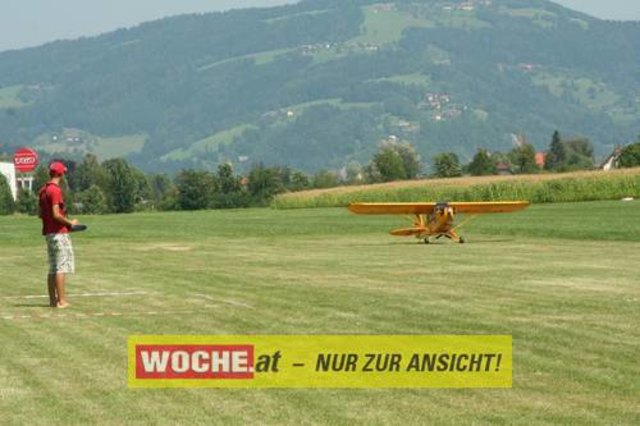 Die WOCHE besuchte die Modellflugshow 2009 in St. Marein.