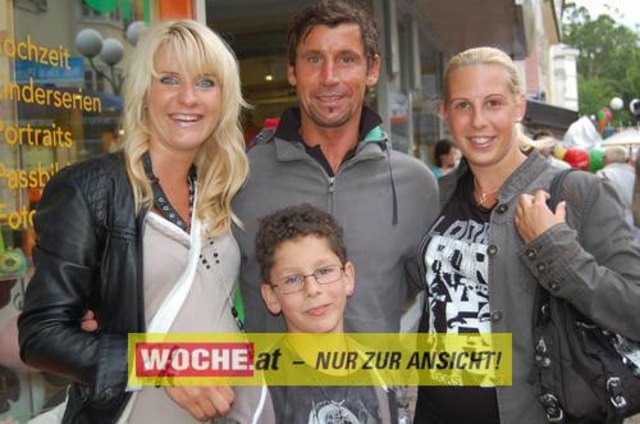 In Spittal konnte wieder bis spät in den Abend hinein geshoppt werden.