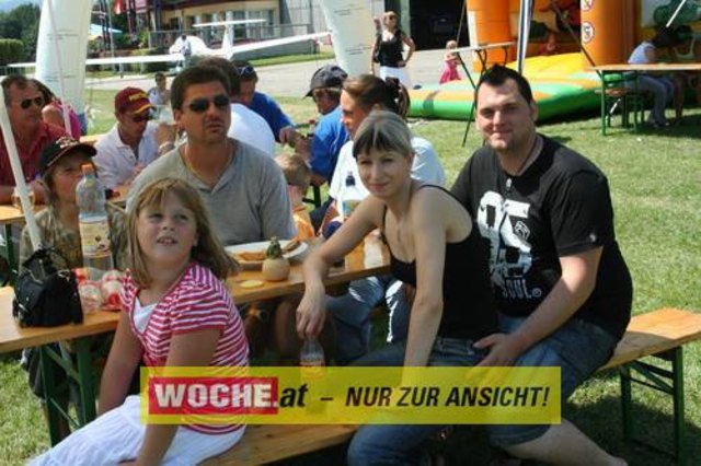 Die WOCHE besuchte die Modellflugshow 2009 in St. Marein.