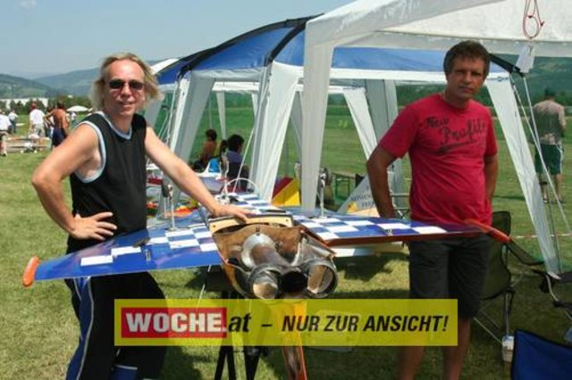 Die WOCHE besuchte die Modellflugshow 2009 in St. Marein.
