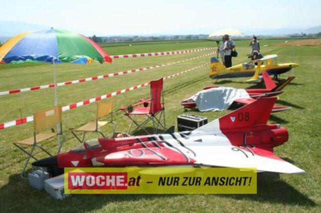 Die WOCHE besuchte die Modellflugshow 2009 in St. Marein.