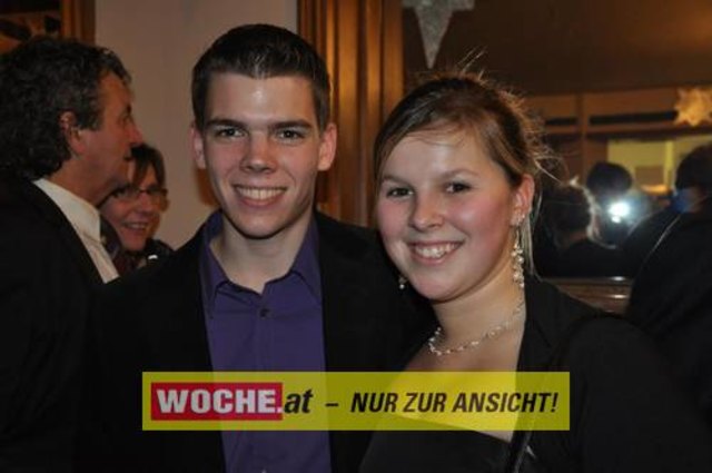60 Maturanten am Gymnasium-Ball mit dem Motto: "Russian Nights".