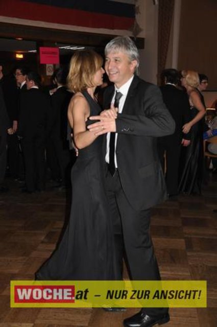 60 Maturanten am Gymnasium-Ball mit dem Motto: "Russian Nights".
