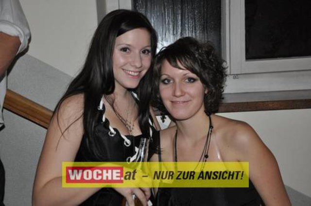 60 Maturanten am Gymnasium-Ball mit dem Motto: "Russian Nights".