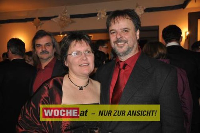 60 Maturanten am Gymnasium-Ball mit dem Motto: "Russian Nights".
