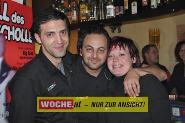 Vino Nuovo Party mit "effect 3" im Caffe Latte.