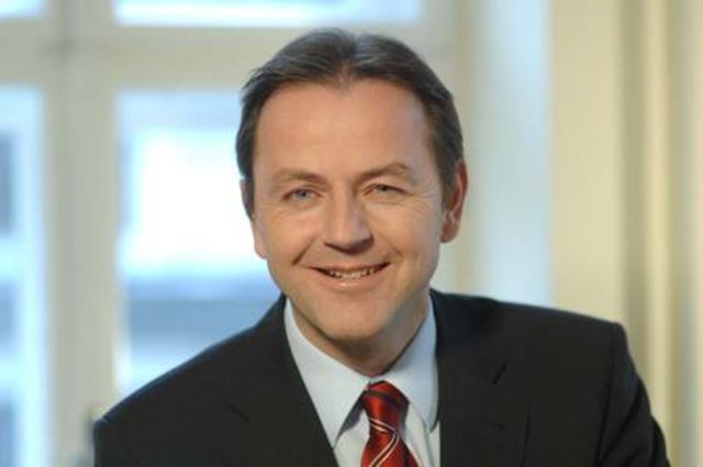 BM Nikolaus Berlakovich ist der neue Landwirtschaftsminister. Der íVP-Politiker kommt aus dem Bauernstand ? die Familie betreibt im Burgenland Ackerbau