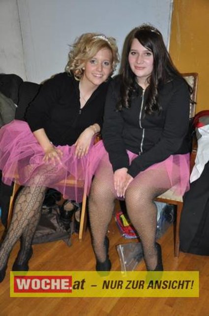 60 Maturanten am Gymnasium-Ball mit dem Motto: "Russian Nights".