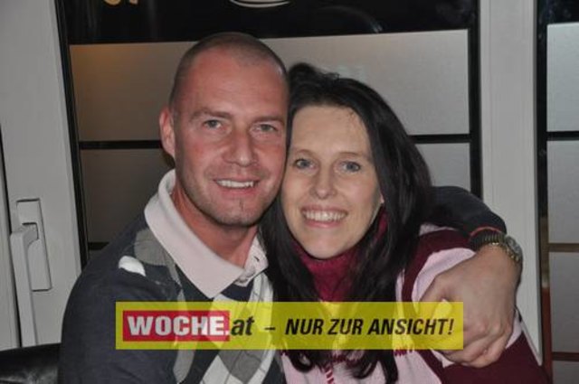 Vino Nuovo Party mit "effect 3" im Caffe Latte.