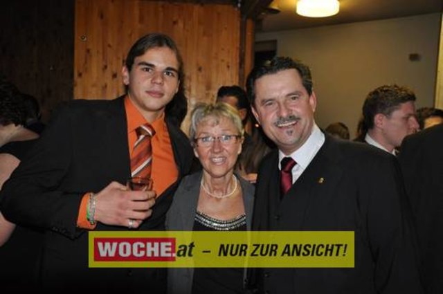 60 Maturanten am Gymnasium-Ball mit dem Motto: "Russian Nights".