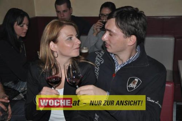Vino Nuovo Party mit "effect 3" im Caffe Latte.