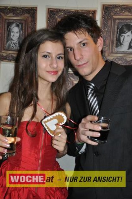 60 Maturanten am Gymnasium-Ball mit dem Motto: "Russian Nights".