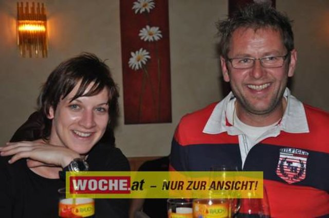 Vino Nuovo Party mit "effect 3" im Caffe Latte.