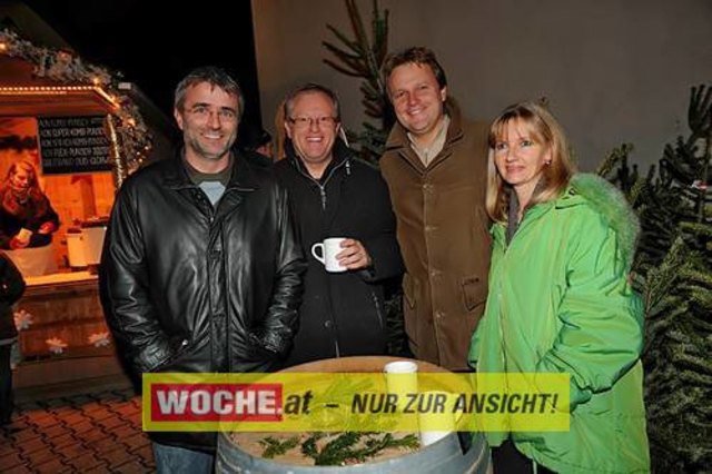 Die Telekom veranstaltete für ihre Business Kunden einen Weihnacht-Wunderwald in der Kärntner Zentrale der Telekom, wo diese bei Puntsch, Verhackertenbrote und Maroni einen Christbaum aussuchen durften.