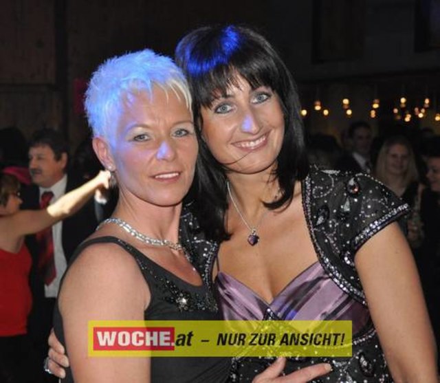 60 Maturanten am Gymnasium-Ball mit dem Motto: "Russian Nights".