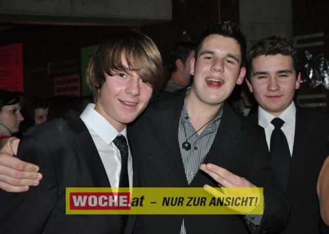 60 Maturanten am Gymnasium-Ball mit dem Motto: "Russian Nights".