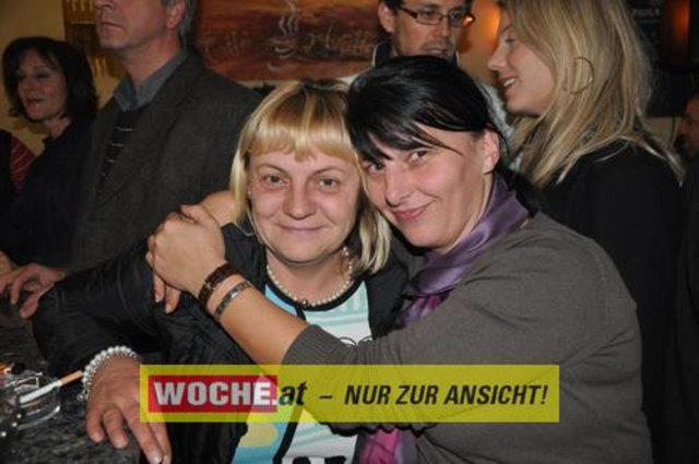 Vino Nuovo Party mit "effect 3" im Caffe Latte.