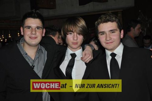 60 Maturanten am Gymnasium-Ball mit dem Motto: "Russian Nights".