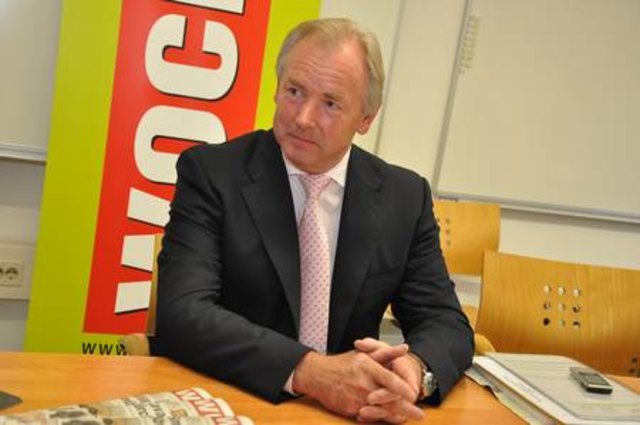 Landeshauptmann Gerhard Dörfler propagiert nach der Brennnesselsuppe den Hausgarten ?
als Ausgleich für sinkende Einkommen und ?weil die Menschen draufkommen, dass sie sich in der oberflächlichen Wegwerfgesellschaft verirrt haben?, werde der Gemüsegarten