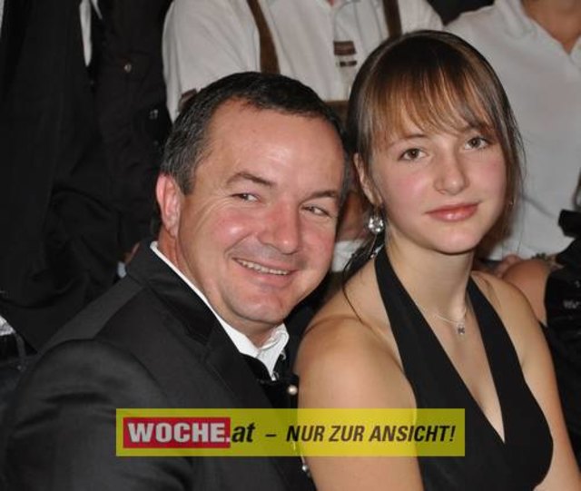 Zum Tanz in die Neue Burg in Völkermarkt hatten die landwirtschaftlichen Fachschulen Eberndorf und Goldbrunnhof gebeten.