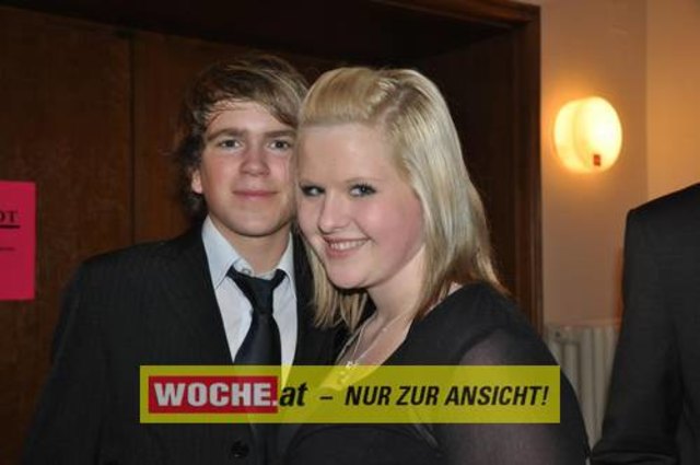 60 Maturanten am Gymnasium-Ball mit dem Motto: "Russian Nights".