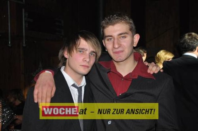 60 Maturanten am Gymnasium-Ball mit dem Motto: "Russian Nights".