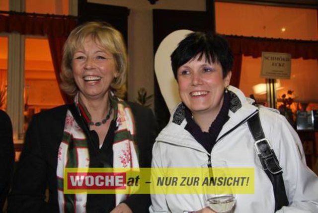 Die Ganslsaison wurde heuer bei den "Tschebull Wirten" Hans, Hannes und Stefan Tschemernjak mit einem Festtagsgansl -Manifest eröffnet.