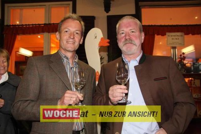 Die Ganslsaison wurde heuer bei den "Tschebull Wirten" Hans, Hannes und Stefan Tschemernjak mit einem Festtagsgansl -Manifest eröffnet.