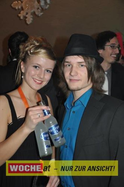 60 Maturanten am Gymnasium-Ball mit dem Motto: "Russian Nights".