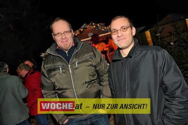 Die Telekom veranstaltete für ihre Business Kunden einen Weihnacht-Wunderwald in der Kärntner Zentrale der Telekom, wo diese bei Puntsch, Verhackertenbrote und Maroni einen Christbaum aussuchen durften.