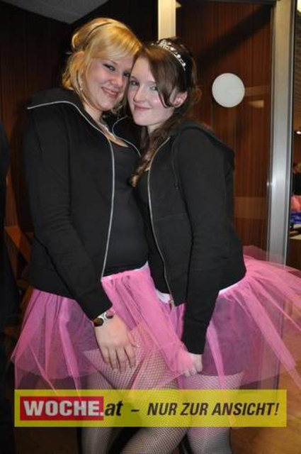 60 Maturanten am Gymnasium-Ball mit dem Motto: "Russian Nights".