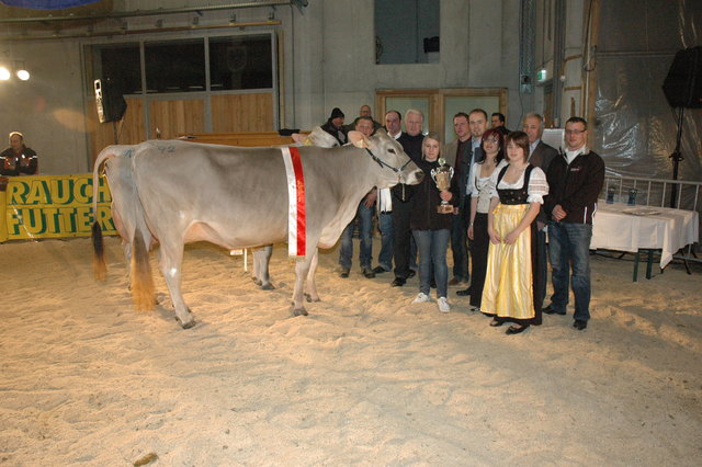 Regula wurde im Agrarzentrum West in Imst zur Miss „Brown Swiss Championat“ gekürt.�