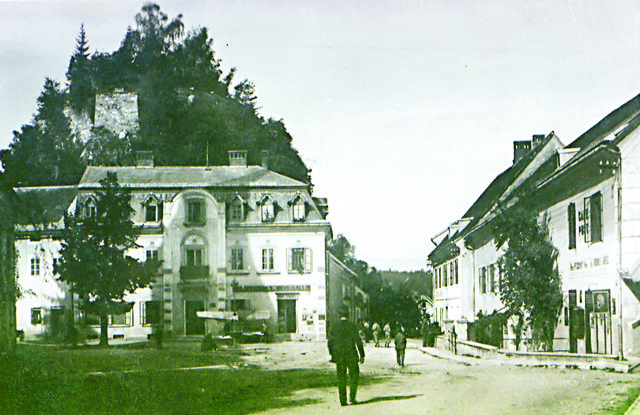 Kirchenplatz von Arnoldstein