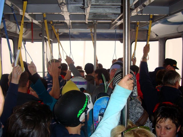 Sicher ging es mit der Dachsteinseilbahn wieder in den "Sommer"